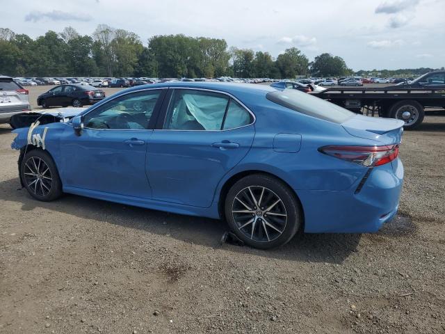 4T1G11AK6PU095292 - 2023 TOYOTA CAMRY SE NIGHT SHADE BLUE photo 2