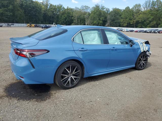 4T1G11AK6PU095292 - 2023 TOYOTA CAMRY SE NIGHT SHADE BLUE photo 3