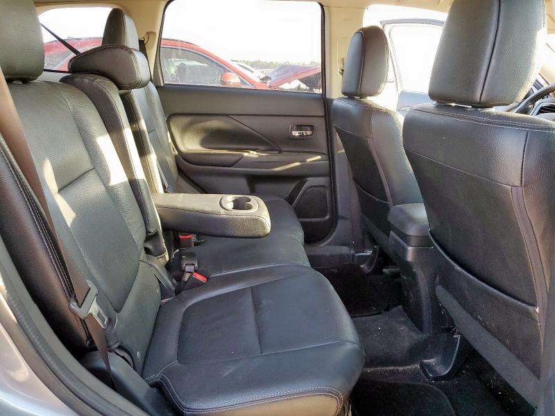 JA4AZ3A38JZ012750 - 2018 MITSUBISHI OUTLANDER SE GRAY photo 10