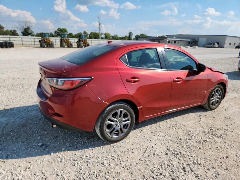 3MYDLBYV3KY513872 - 2019 TOYOTA YARIS L RED photo 3