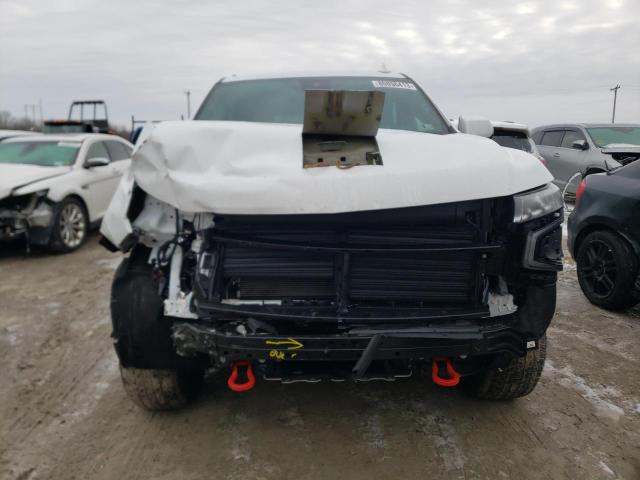 1GNSKPKD1PR374237 - 2023 CHEVROLET TAHOE K1500 Z71 WHITE photo 5