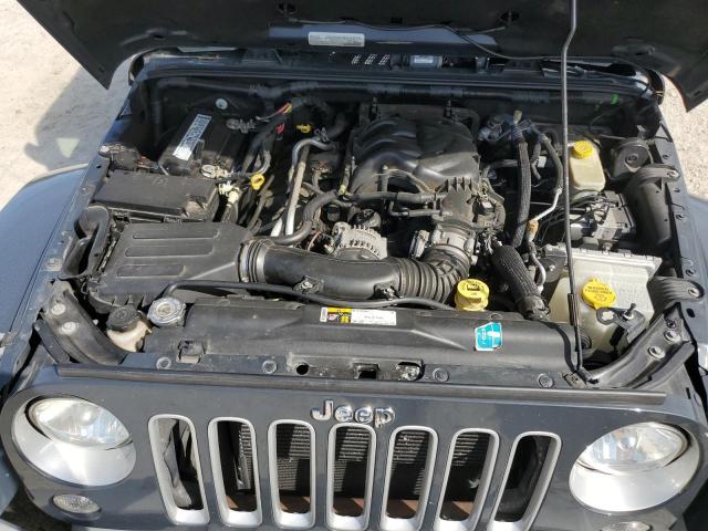 1C4BJWEG2GL298381 - 2016 JEEP WRANGLER U SAHARA CHARCOAL photo 12