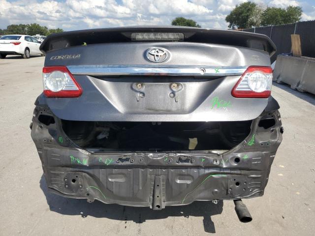 5YFBU4EE4DP221332 - 2013 TOYOTA COROLLA BASE رمادي صورة 6