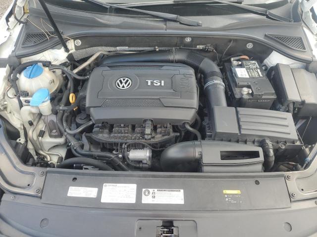 1VWGT7A32HC063468 - 2017 VOLKSWAGEN PASSAT SE 白色 照片 11