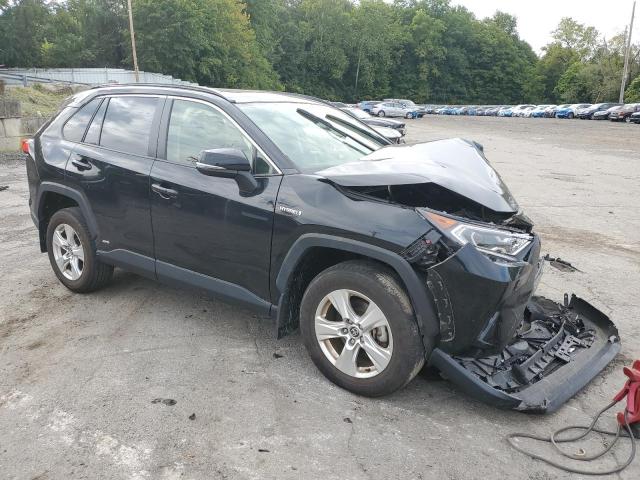 JTMRWRFVXMD127804 - 2021 TOYOTA RAV4 XLE BLACK photo 4
