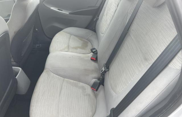 KMHCT4AE5HU333302 - 2017 HYUNDAI ACCENT SE SILVER photo 14