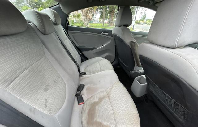 KMHCT4AE5HU333302 - 2017 HYUNDAI ACCENT SE SILVER photo 6