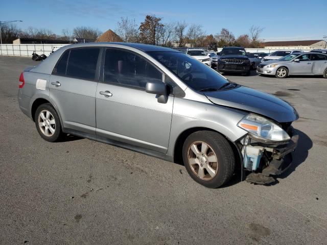 3N1BC1AP0AL379851 - 2010 NISSAN VERSA S GRAY photo 4