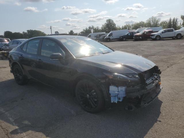 4T1DBADK6SU028616 - 2025 TOYOTA CAMRY XSE 黑色 照片 4