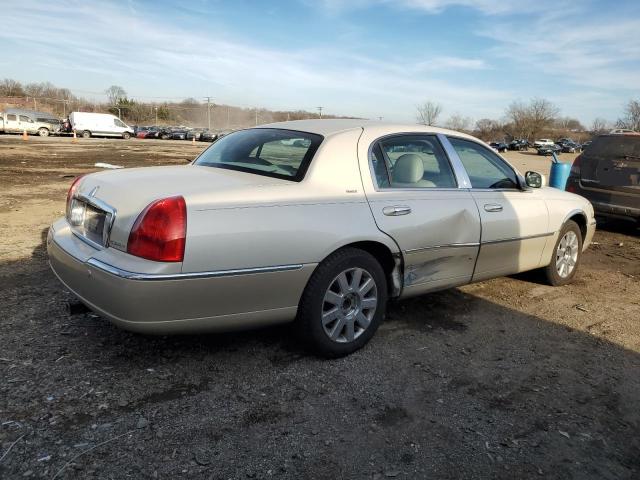 1LNHM83W04Y652058 - 2004 LINCOLN TOWN CAR ULTIMATE BEIGE photo 3