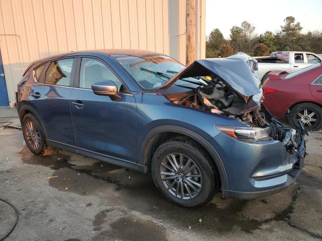 JM3KFABL6H0133773 - 2017 MAZDA CX-5 SPORT BLUE photo 4