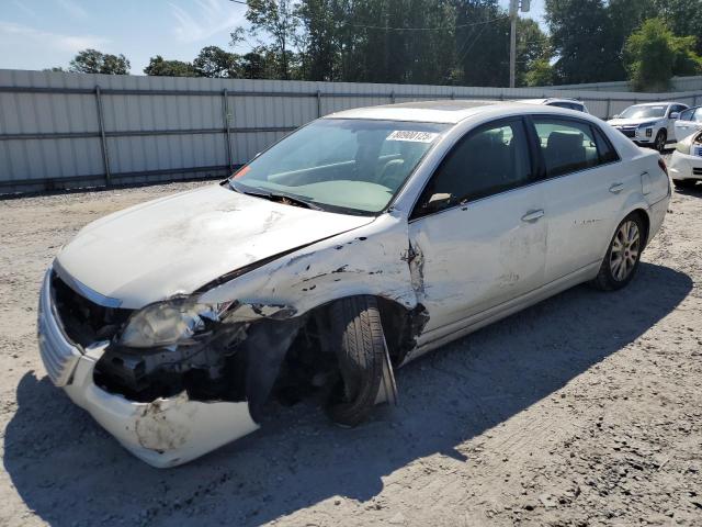 2009 TOYOTA AVALON XL, 