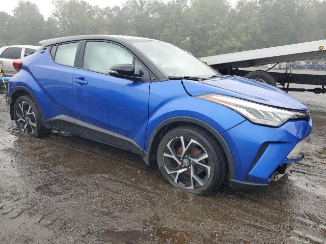 NMTKHMBX5LR101960 - 2020 TOYOTA C-HR XLE BLUE photo 4