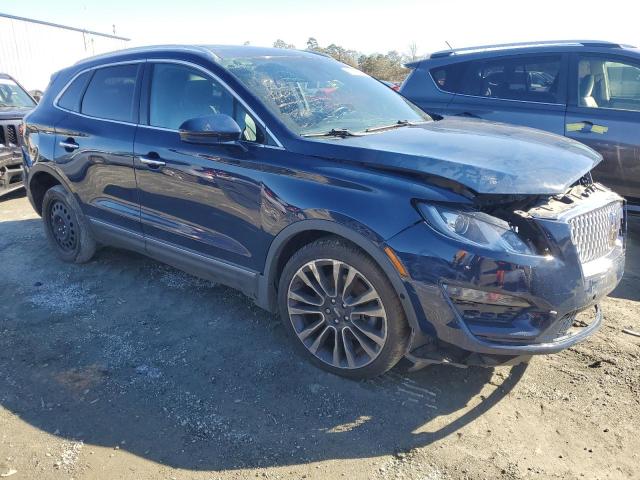 5LMTJ3DH1KUL03207 - 2019 LINCOLN MKC RESERVE ლურჯი ფოტო 4