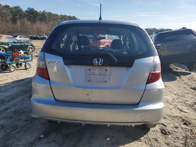 JHMGE8H37BC028505 - 2011 HONDA FIT SILVER photo 6