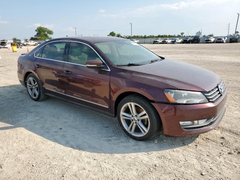 1VWCM7A37EC095677 - 2014 VOLKSWAGEN PASSAT SEL BURGUNDY photo 4