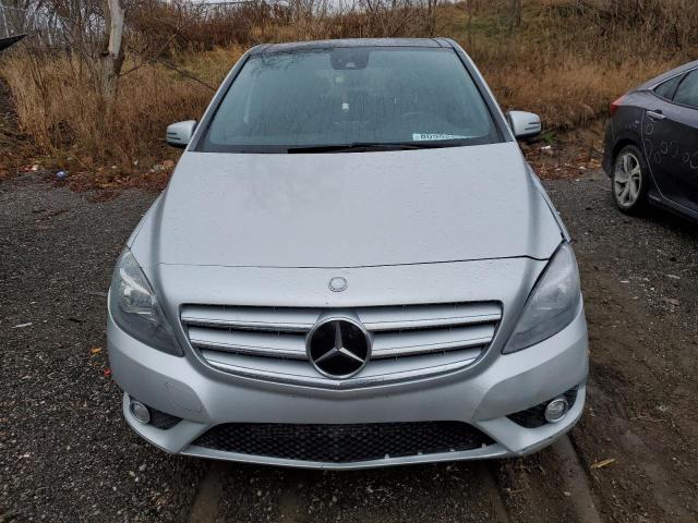 WDDMH4EB0EJ249370 - 2014 MERCEDES-BENZ B250 SILVER photo 5