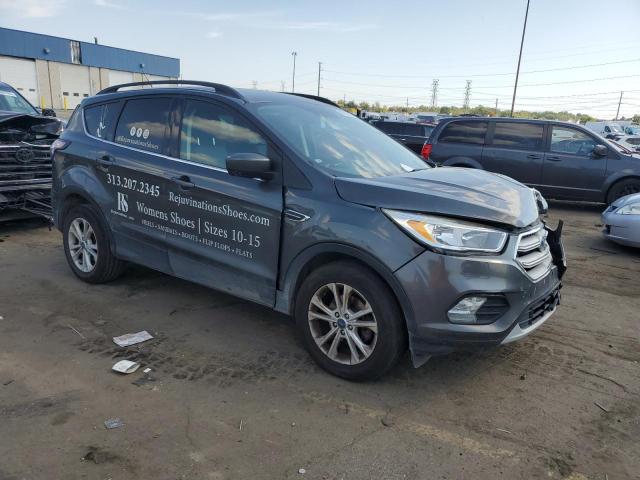 1FMCU0GD8JUB82644 - 2018 FORD ESCAPE SE Grafit foto 4