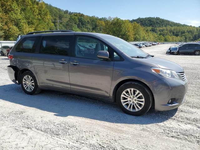 5TDYK3DC7FS567248 - 2015 TOYOTA SIENNA XLE ნაცრისფერი ფოტო 4
