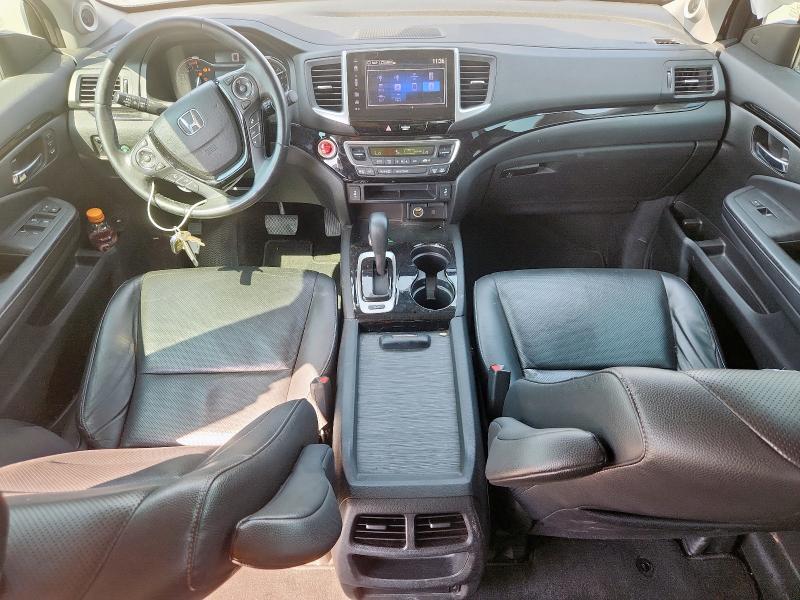 5FPYK3F71JB011151 - 2018 HONDA RIDGELINE RTL Schwarz Foto 8