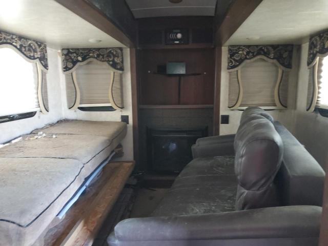 4YDF37523E4731104 - 2014 KEYSTONE MONTANA TWO TONE photo 5