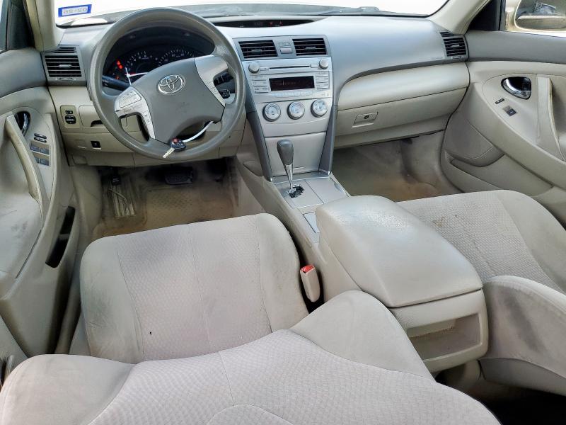 4T1BF3EK1BU196458 - 2011 TOYOTA CAMRY BASE ذهبي صورة 8