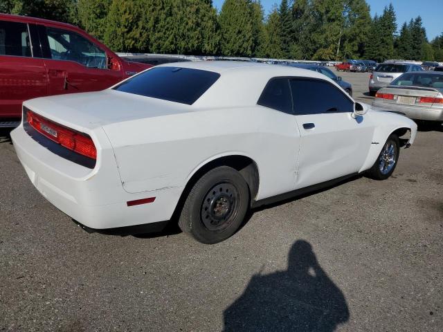 2B3CJ4DG3BH602805 - 2011 DODGE CHALLENGER WHITE photo 3