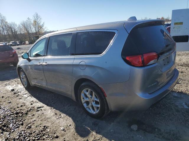 2C4RC1BGXHR777561 - 2017 CHRYSLER PACIFICA TOURING L SILVER photo 2