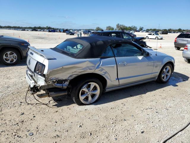 1ZVFT85H675319900 - 2007 FORD MUSTANG GT SILVER photo 3