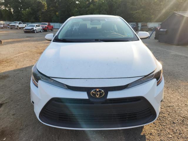 5YFB4MDE3PP008426 - 2023 TOYOTA COROLLA LE WHITE photo 5
