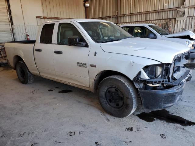 1C6RR7FT7JS190853 - 2018 RAM 1500 ST Bílá fotografie 4