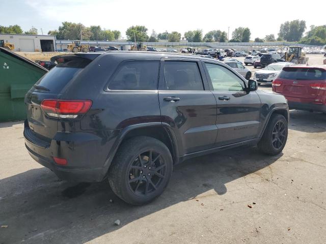 1C4RJFAG5JC376924 - 2018 JEEP GRAND CHEROKEE LAREDO შავი ფოტო 3