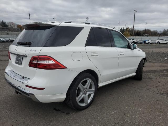 4JGDA5HB0EA370721 - 2014 MERCEDES-BENZ ML 350 4MATIC WHITE photo 3