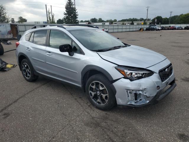 JF2GTACC2JH319129 - 2018 SUBARU CROSSTREK PREMIUM Արծաթագույն լուսանկար 4