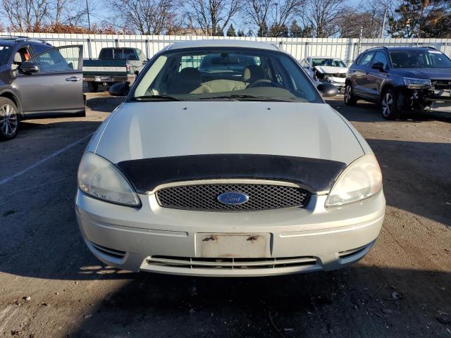 1FAFP53UX6A106627 - 2006 FORD TAURUS SE GREEN photo 5