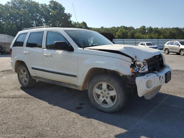 1J8HS48P37C526873 - 2007 JEEP GRAND CHER LAREDO 白色 照片 4