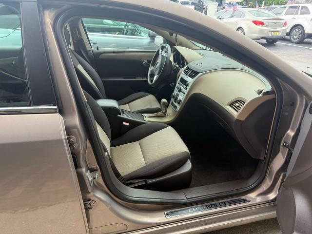 1G1ZG57B08F180931 - 2008 CHEVROLET MALIBU LS GOLD photo 5
