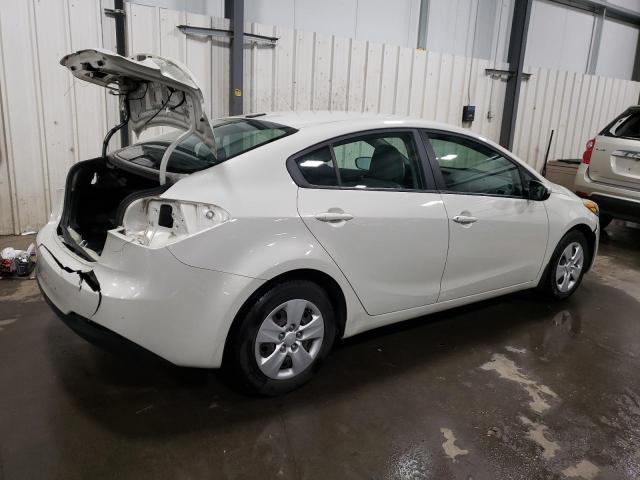 KNAFK4A66F5258966 - 2015 KIA FORTE LX WHITE photo 3