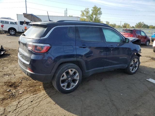 3C4NJDCB7KT666317 - 2019 JEEP COMPASS LIMITED Niebieski zdjęcie 3