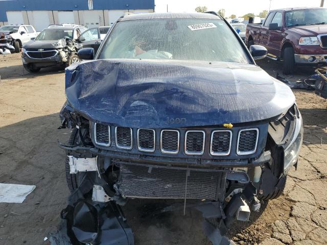 3C4NJDCB7KT666317 - 2019 JEEP COMPASS LIMITED Niebieski zdjęcie 5