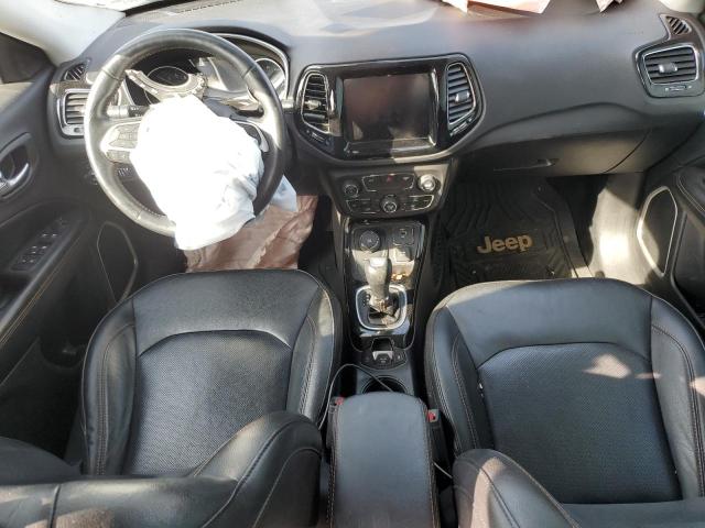3C4NJDCB7KT666317 - 2019 JEEP COMPASS LIMITED Niebieski zdjęcie 8