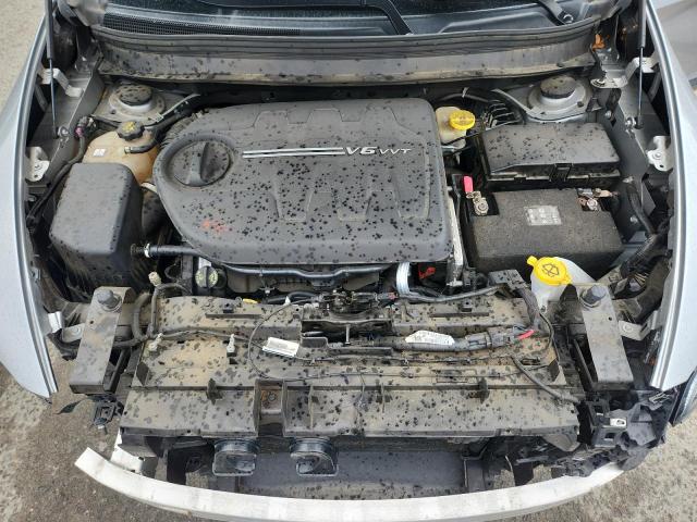 1C4PJMCS2GW271780 - 2016 JEEP CHEROKEE LATITUDE SILVER photo 11