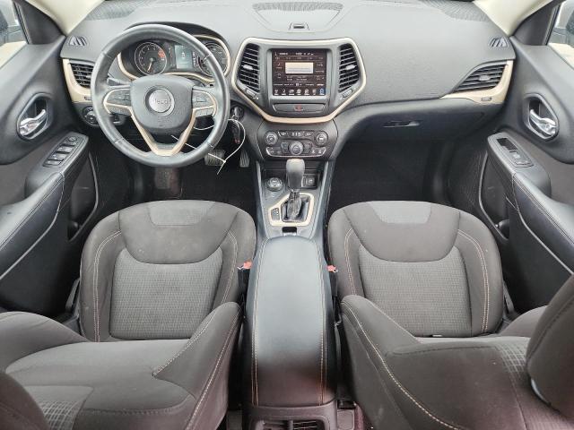 1C4PJMCS2GW271780 - 2016 JEEP CHEROKEE LATITUDE SILVER photo 8