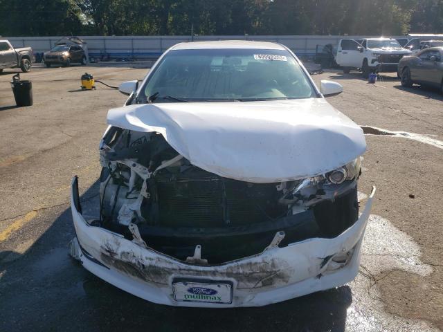 4T1BF1FK0CU144002 - 2012 TOYOTA CAMRY BASE WHITE photo 5