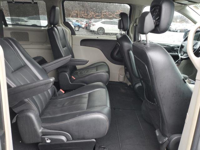 2A4RR8DG0BR785853 - 2011 CHRYSLER TOWN & COU TOURING L SILVER photo 11