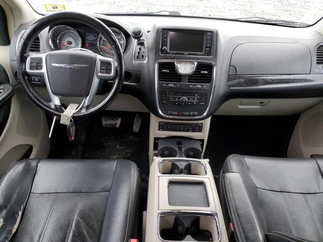 2A4RR8DG0BR785853 - 2011 CHRYSLER TOWN & COU TOURING L SILVER photo 8