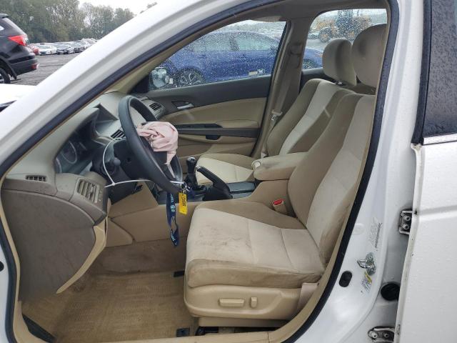 1HGCP25488A065444 - 2008 HONDA ACCORD LXP WHITE photo 7