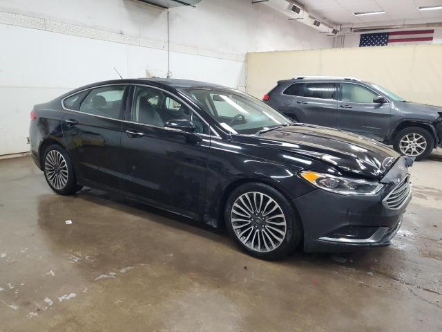 3FA6P0HD6JR224068 - 2018 FORD FUSION SE BLACK photo 4