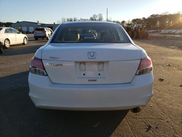 JHMCP26408C034012 - 2008 HONDA ACCORD LXP WHITE photo 6