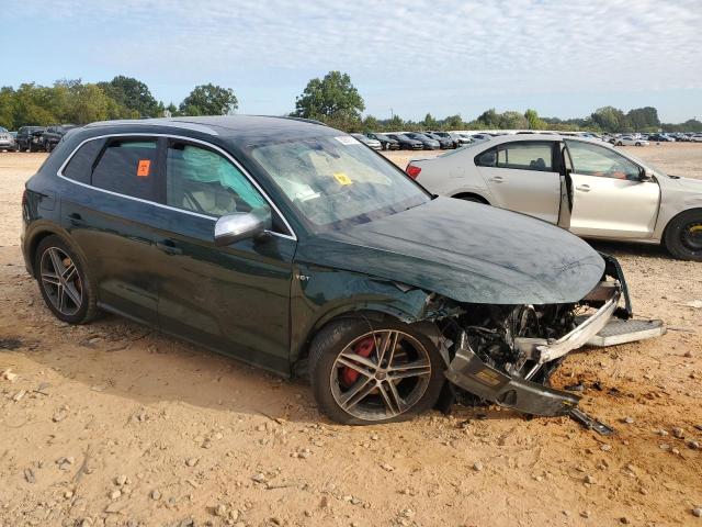 WA1C4BFY4J2133578 - 2018 AUDI SQ5 PRESTIGE GREEN photo 4